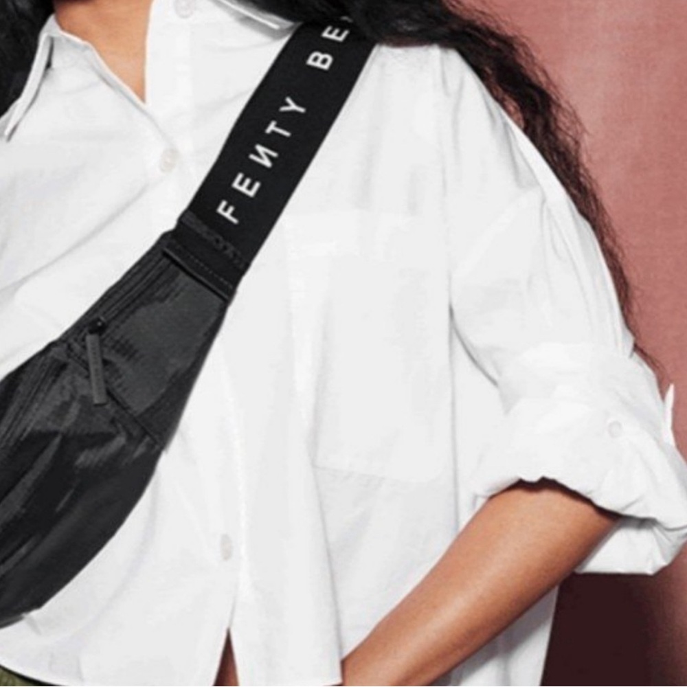FENTY BUM BAG